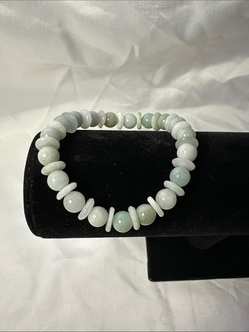 Jade Beaded Stretch Bracelet in Pale Green - Women's Jewelry